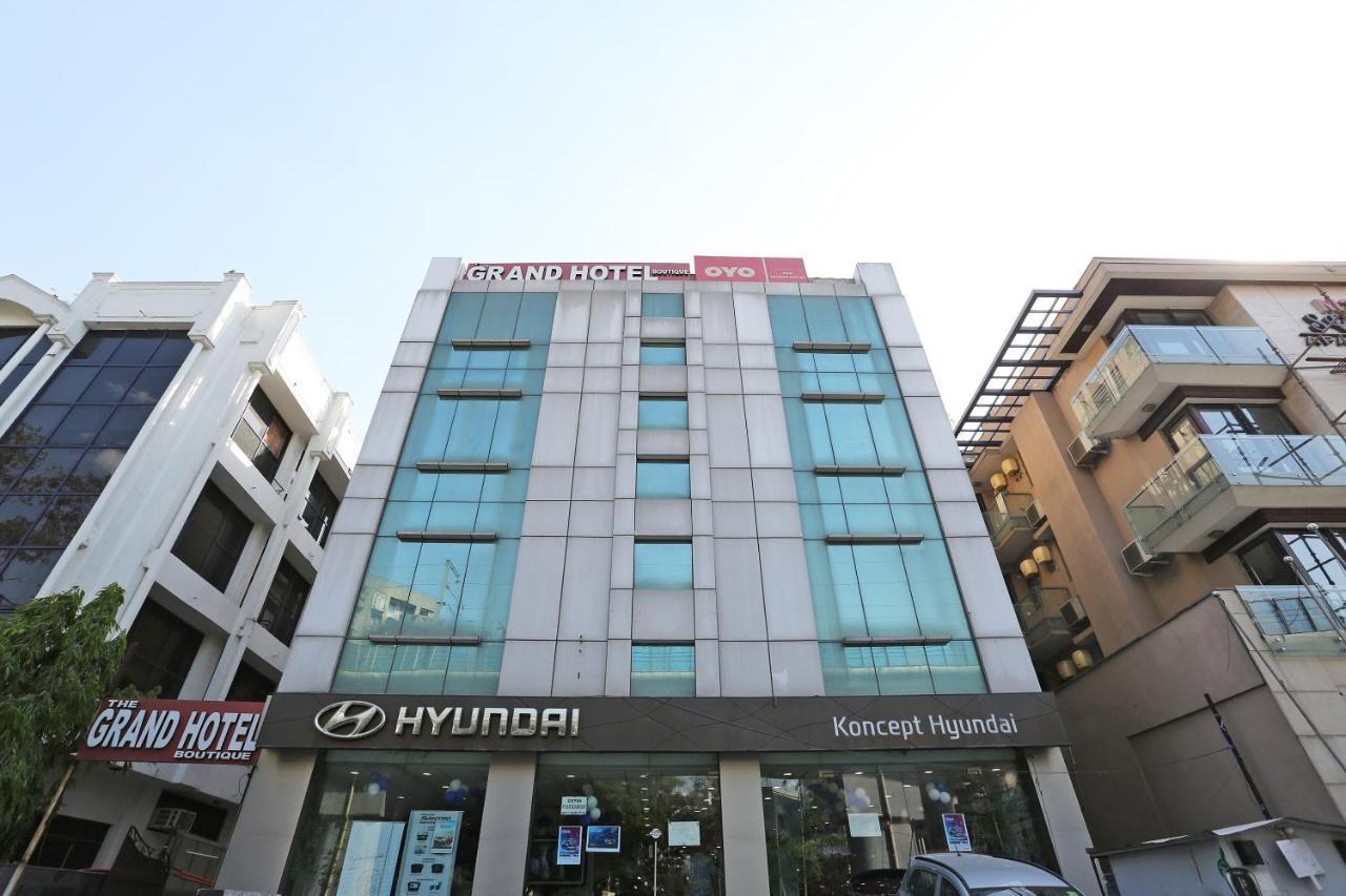 Oyo 6845 The Grand Hotel New Delhi Buitenkant foto